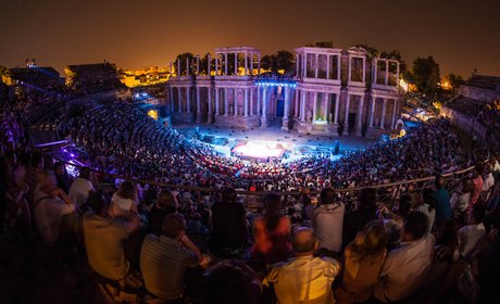 Performance of El asno de oro. Performance of El asno de oro.