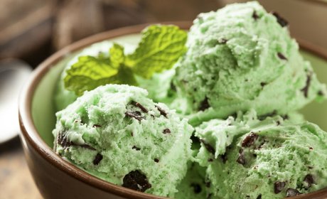 Menta y pepitas de chocolate, doblemente refrescante Menta y pepitas de chocolate, doblemente refrescante