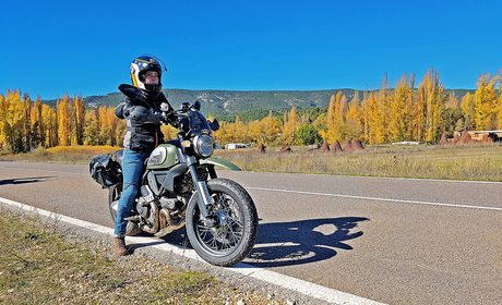 Ruta en moto por el Alto Tajo, Guadalajara | Guía Repsol Ruta en moto por el Alto Tajo, Guadalajara | Guía Repsol