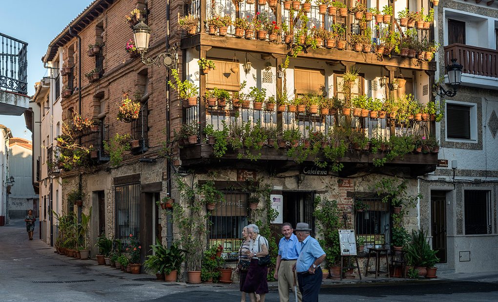 Apertura. Candeleda: La Casa de las Flores. Foto: Alfredo Cáliz