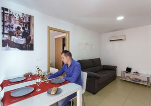 Apartamentos Santa Bárbara (Alicante) - Sala. Foto: Pepe Olivares