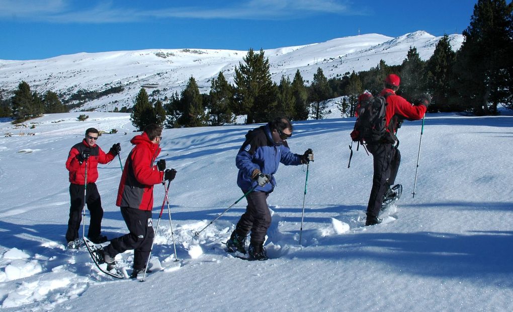 Raquetas de nieve. Foto: Alfredo Merino Raquetas de nieve. Foto: Alfredo Merino