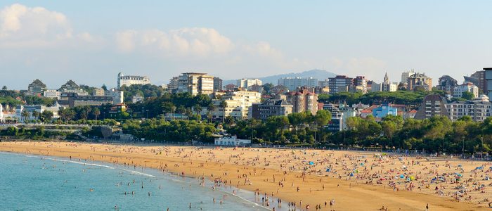 Playa El Sardinero, Santander. Playa El Sardinero, Santander.