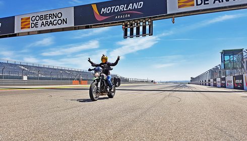 Rutas moteras por Alcañiz y el Bajo Aragón Rutas moteras por Alcañiz y el Bajo Aragón