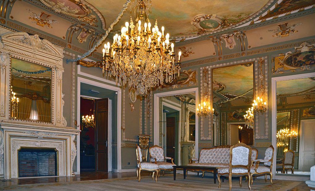 Uno de los salones del Palacio del Marqués de Villafranca. Foto: Real Academia de Ingeniería