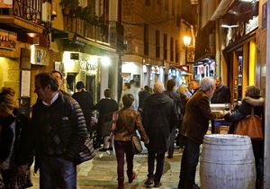 Logroño: bares, tapas y pinchos de la calle Laurel | Guía Repsol Logroño: bares, tapas y pinchos de la calle Laurel | Guía Repsol