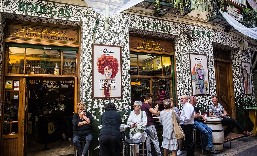 El Tubo, Zaragoza: 'Bodegas Almau' (apertura). Foto: Raquel Jiménez