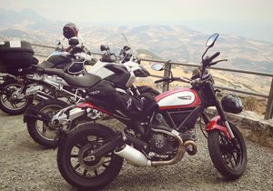 Ruta en moto por Málaga Ruta en moto por Málaga