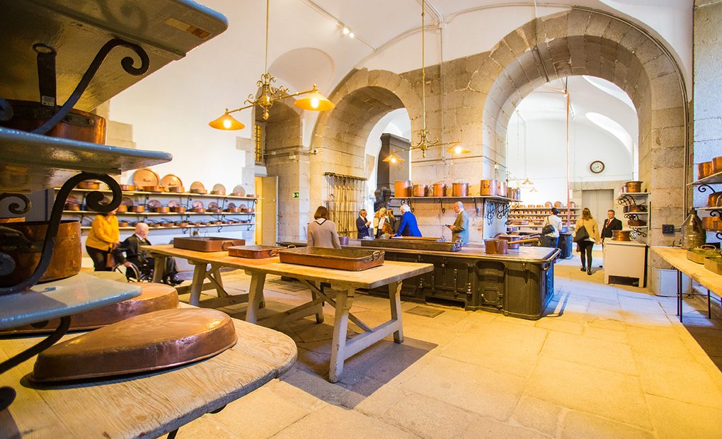 Apertura. Cocinas Palacio Real: Una de las estancias. Foto: Máximo García